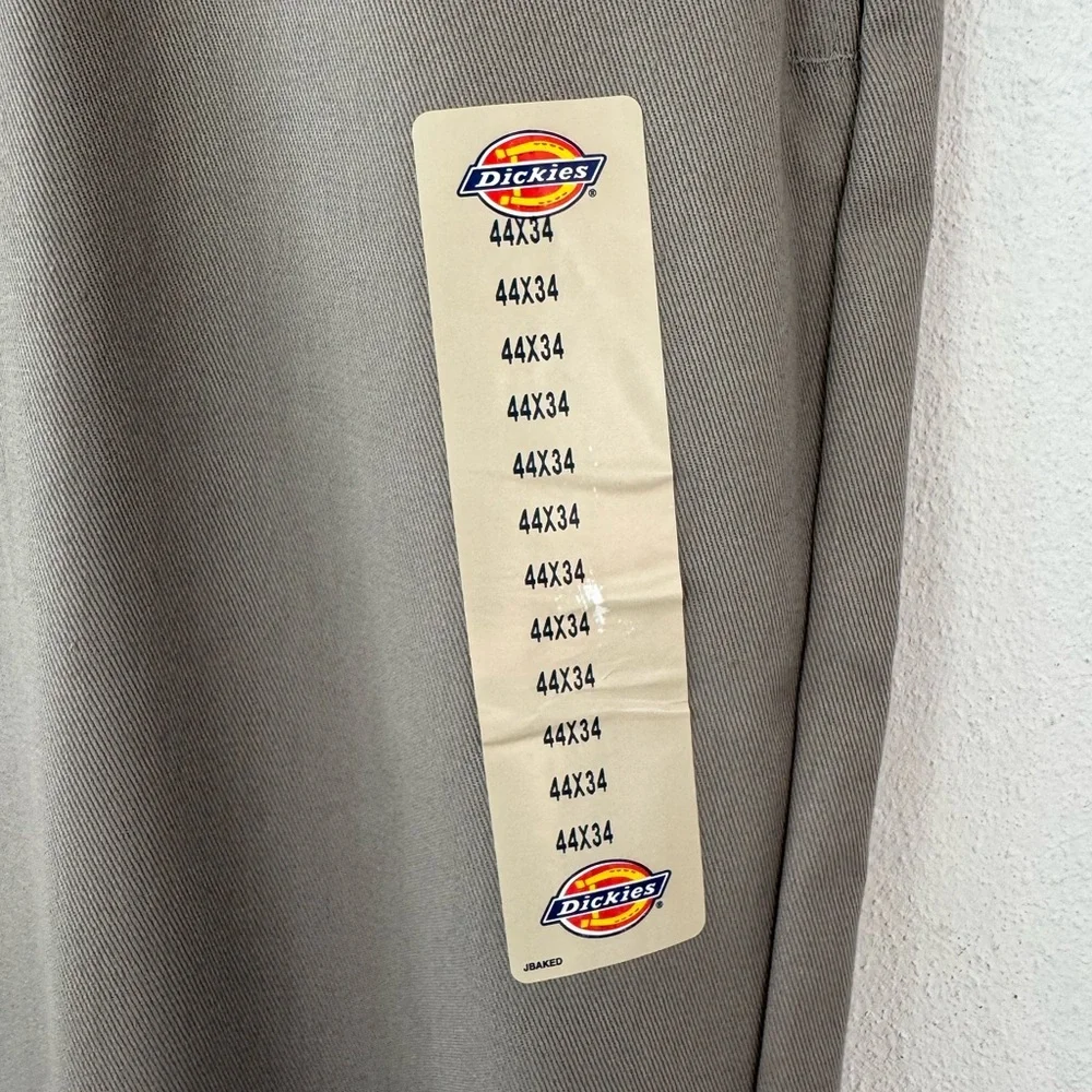 Dickies 874 Men's Work Gray Pants Durable Front Zipper Stain Release Size 44x 34 - Picture 3 of 13